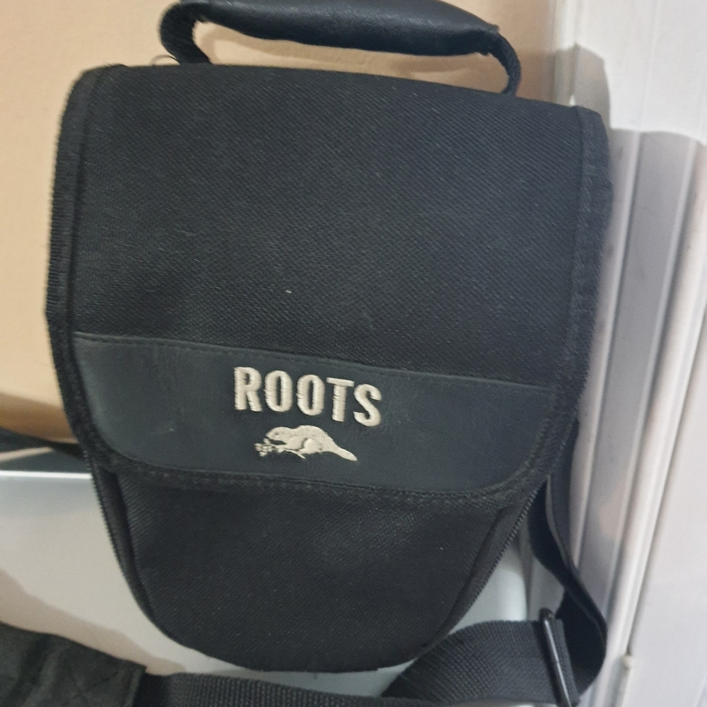 Roots  Camera Bag